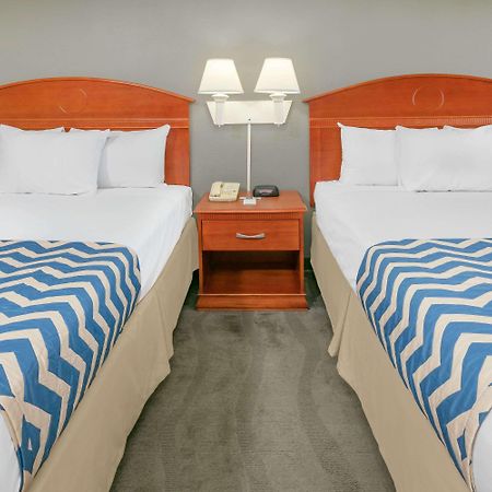 Travelodge Inn & Suites By Wyndham Norman Eksteriør billede
