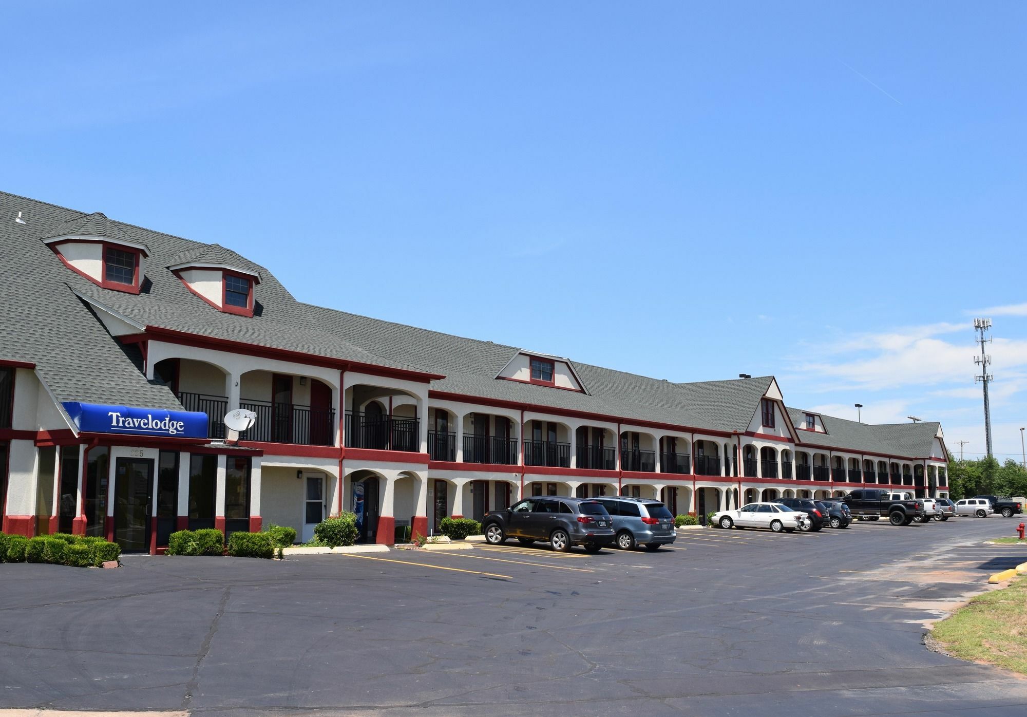 Travelodge Inn & Suites By Wyndham Norman Eksteriør billede